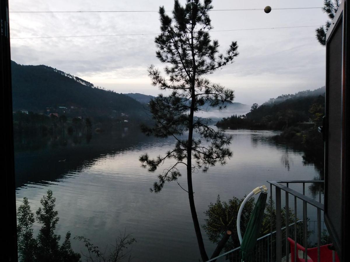 Casa Do Avo Xico - Geres Lake House - 10Pax מראה חיצוני תמונה