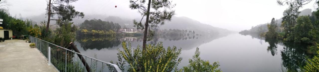 Casa Do Avo Xico - Geres Lake House - 10Pax מראה חיצוני תמונה